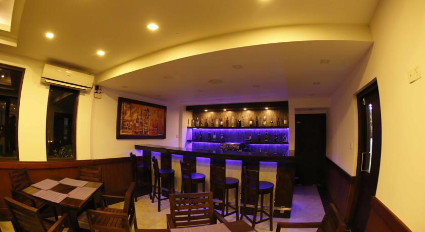 Blue Beach Hotel Wadduwa Extérieur photo