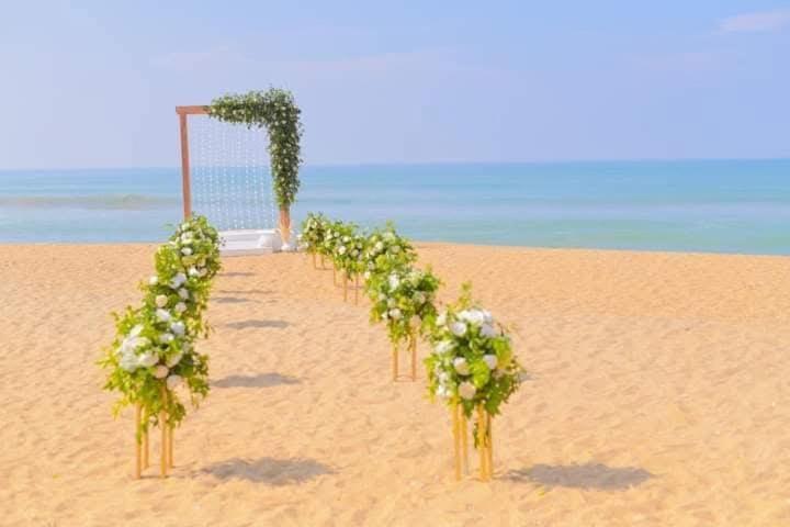 Blue Beach Hotel Wadduwa Extérieur photo